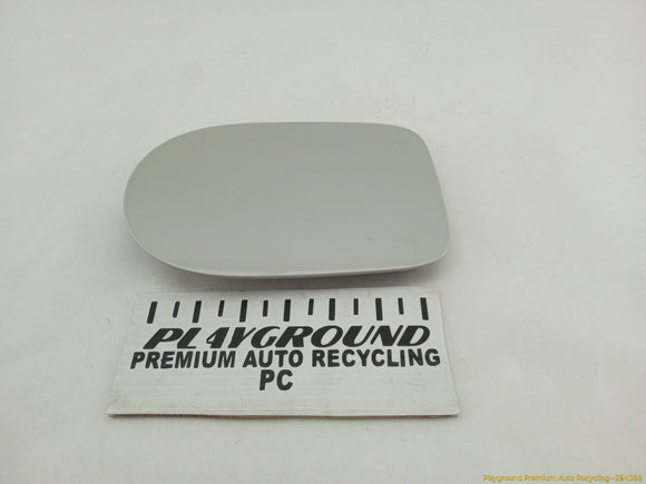 Volvo C30 Fuel Filler Door