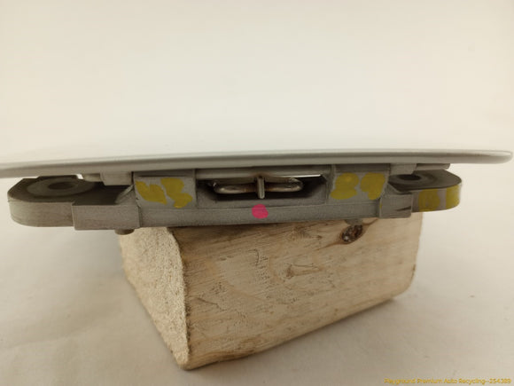 Volvo C30 Fuel Filler Door