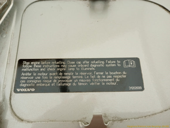 Volvo C30 Fuel Filler Door