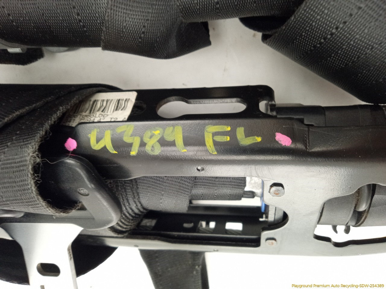Volvo C30 Pair Of Front Seat Belt Retractors