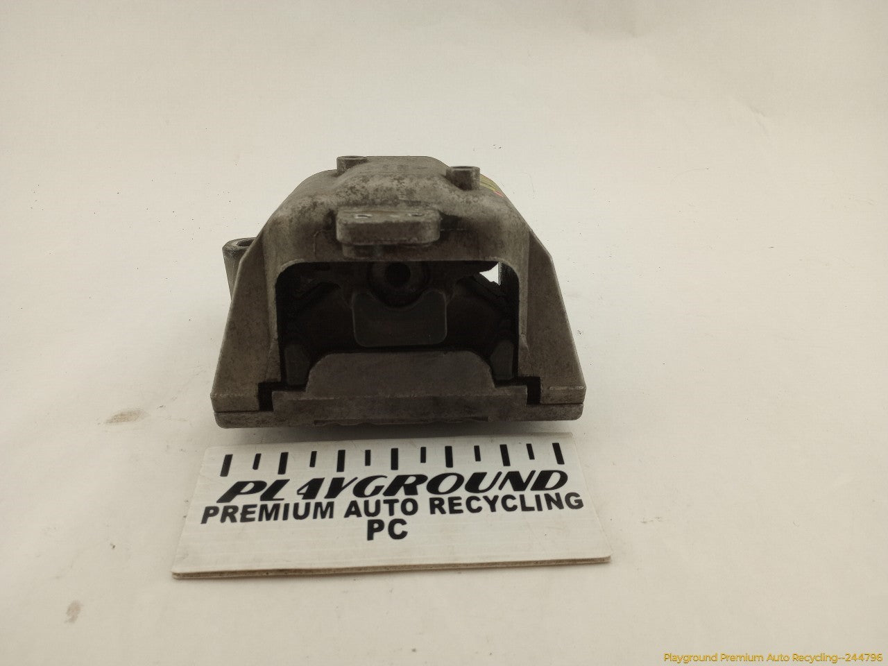 Audi TT Passenger Right Engine Mount