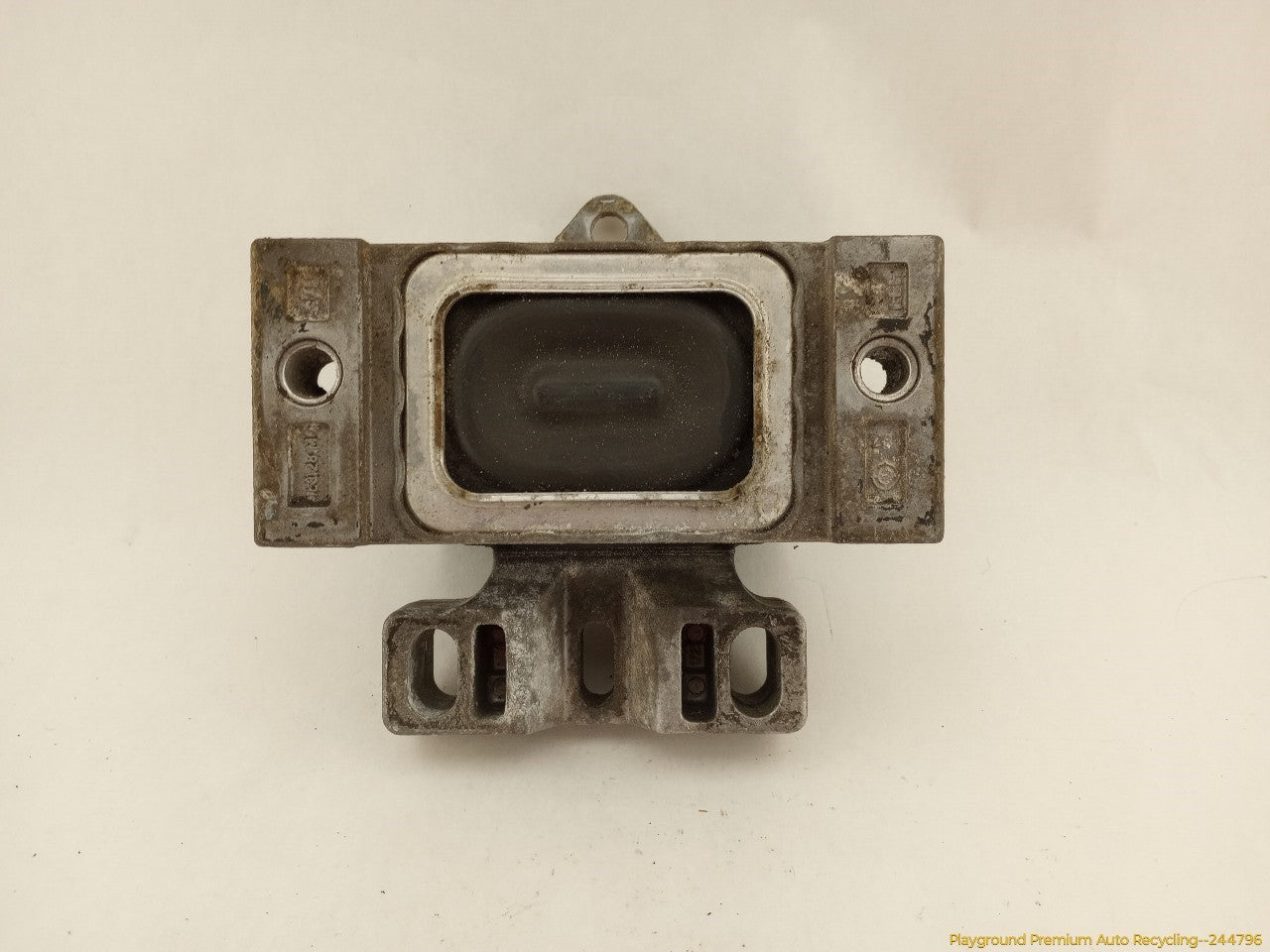 Audi TT Driver Left Engine Mount - 0