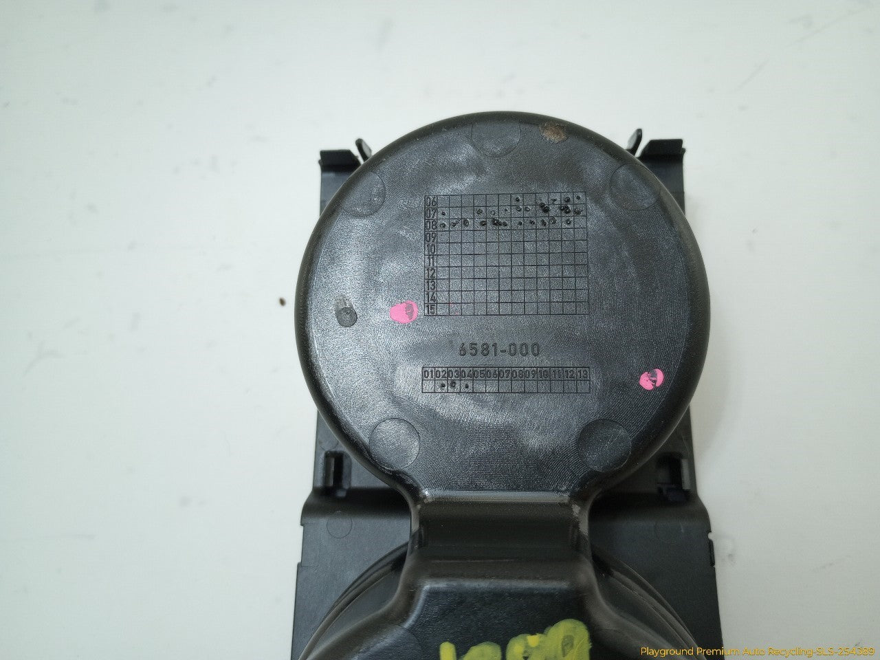Volvo C30 Center Console Cup Holder