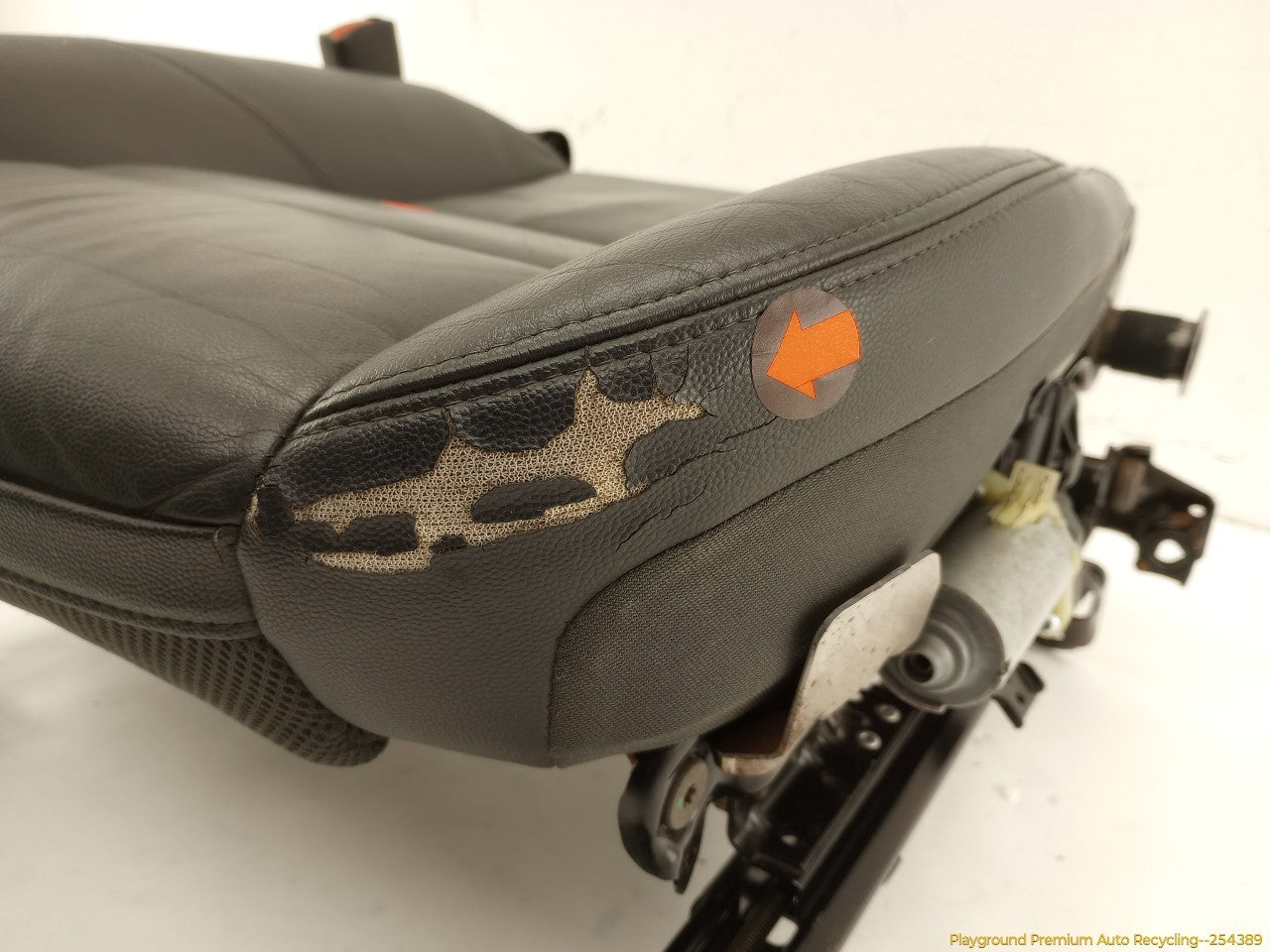 Volvo C30 Driver Left Front Lower Seat Cushion