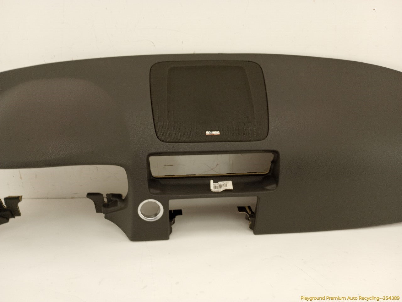 Volvo C30 Dashboard Pad