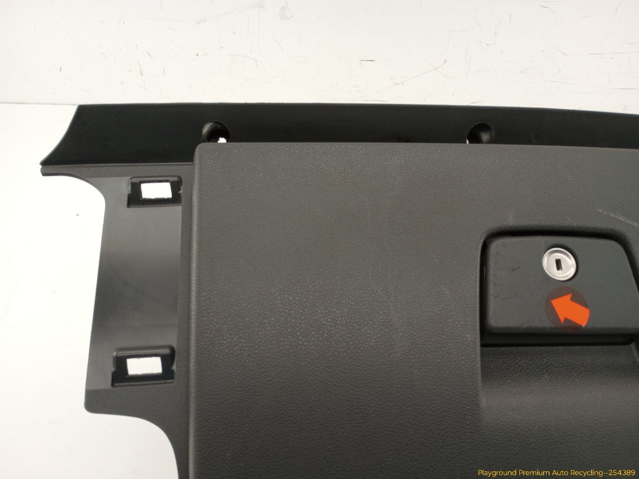 Volvo C30 Glove Box - 0