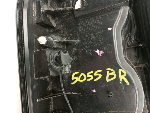 Land Rover LR4 Passenger Right Tail Lamp