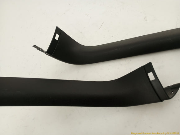 Land Rover LR4 Pair Of Tailgate Upper Side Trims