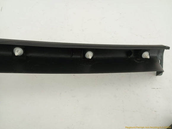 Land Rover LR4 Pair Of Tailgate Upper Side Trims