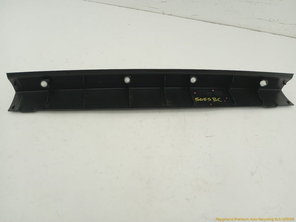 Land Rover LR4 Upper Tailgate Upper Side Trim Panel