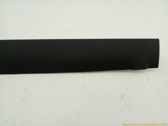 Land Rover LR4 Upper Tailgate Upper Side Trim Panel