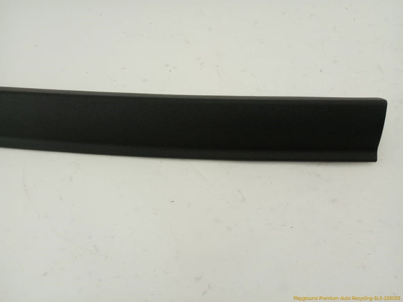Land Rover LR4 Upper Tailgate Upper Side Trim Panel