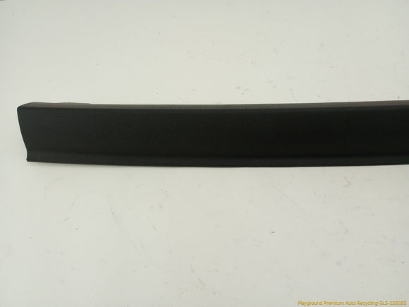Land Rover LR4 Upper Tailgate Upper Side Trim Panel