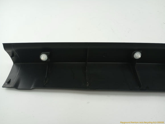 Land Rover LR4 Upper Tailgate Upper Side Trim Panel