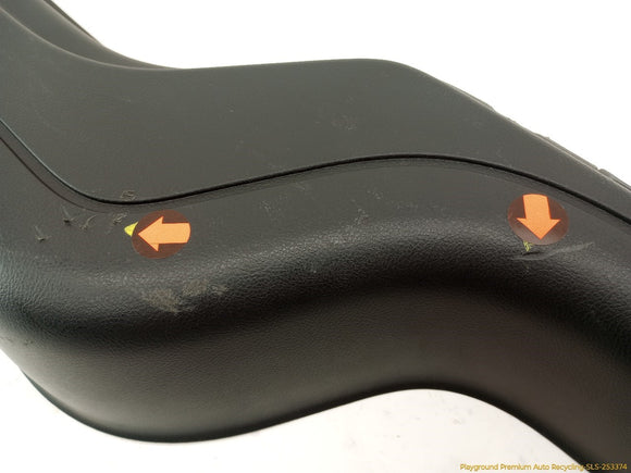 Land Rover LR3 Upper Tailgate Lower Trim Panel