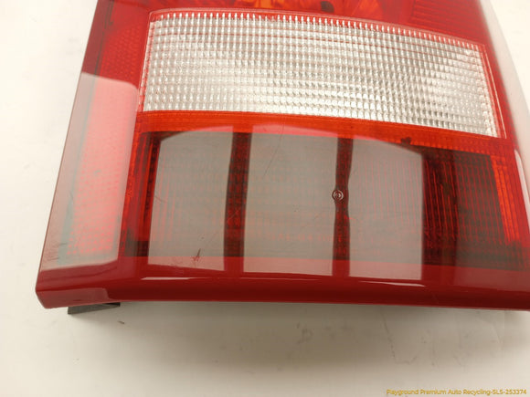 Land Rover LR3 Passenger Right Tail Lamp