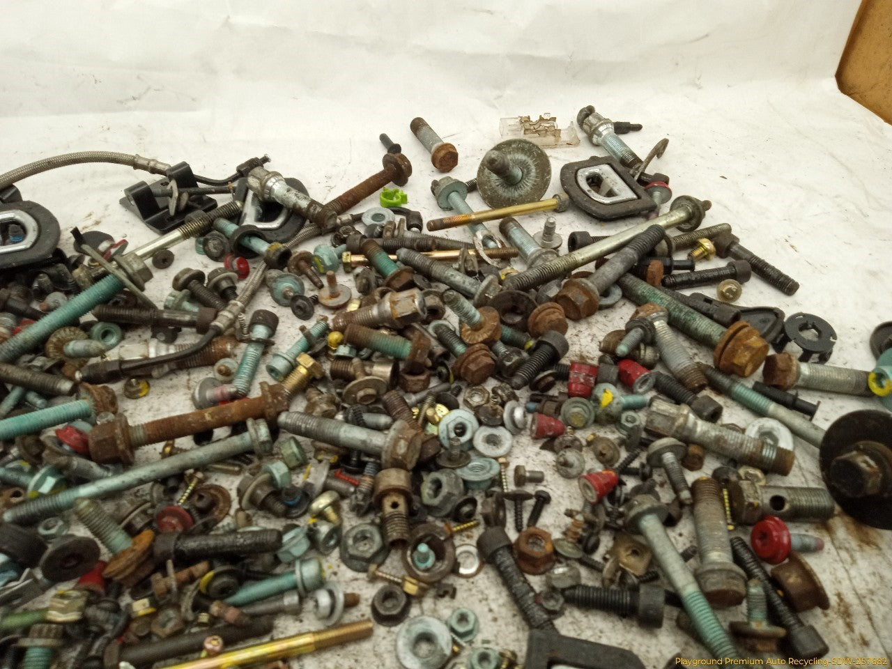 Audi TT Dismantling Hardware Fasteners Bolts & Nuts