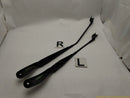 Volvo C30 Pair Of Windshield Wiper Arms-4