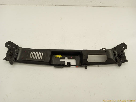 Volvo C30 Radiator Core Support Cover