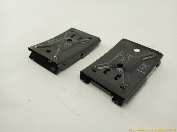 Land Rover LR4 Emergency Spare Tire Tool Kit