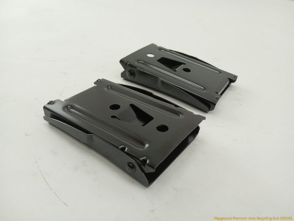 Land Rover LR4 Emergency Spare Tire Tool Kit