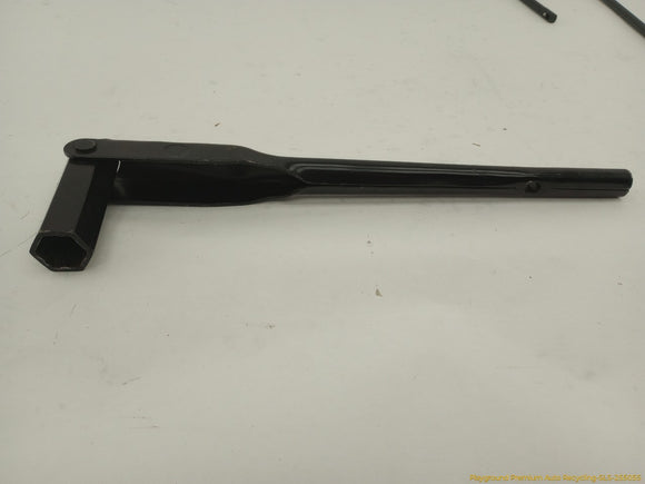 Land Rover LR4 Emergency Spare Tire Tool Kit