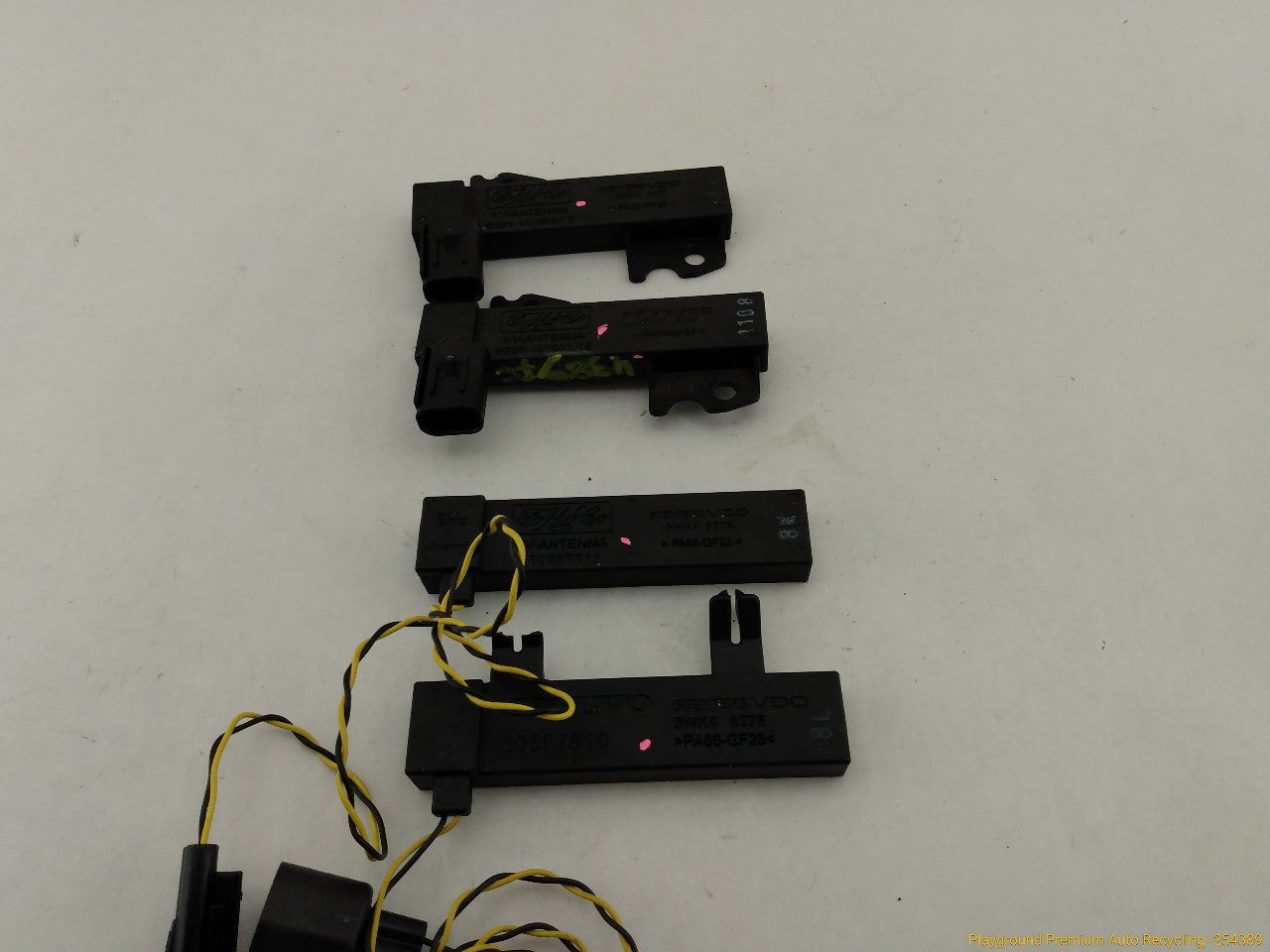 Volvo C30 Set Of 4 Keyless Entry Antenna Receiver - 0