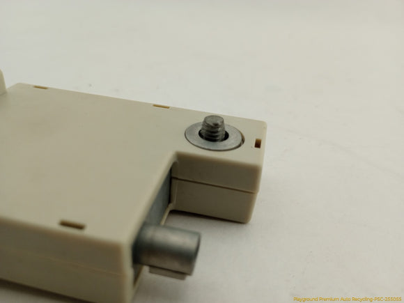 Land Rover LR4 Antenna Amplifier Booster