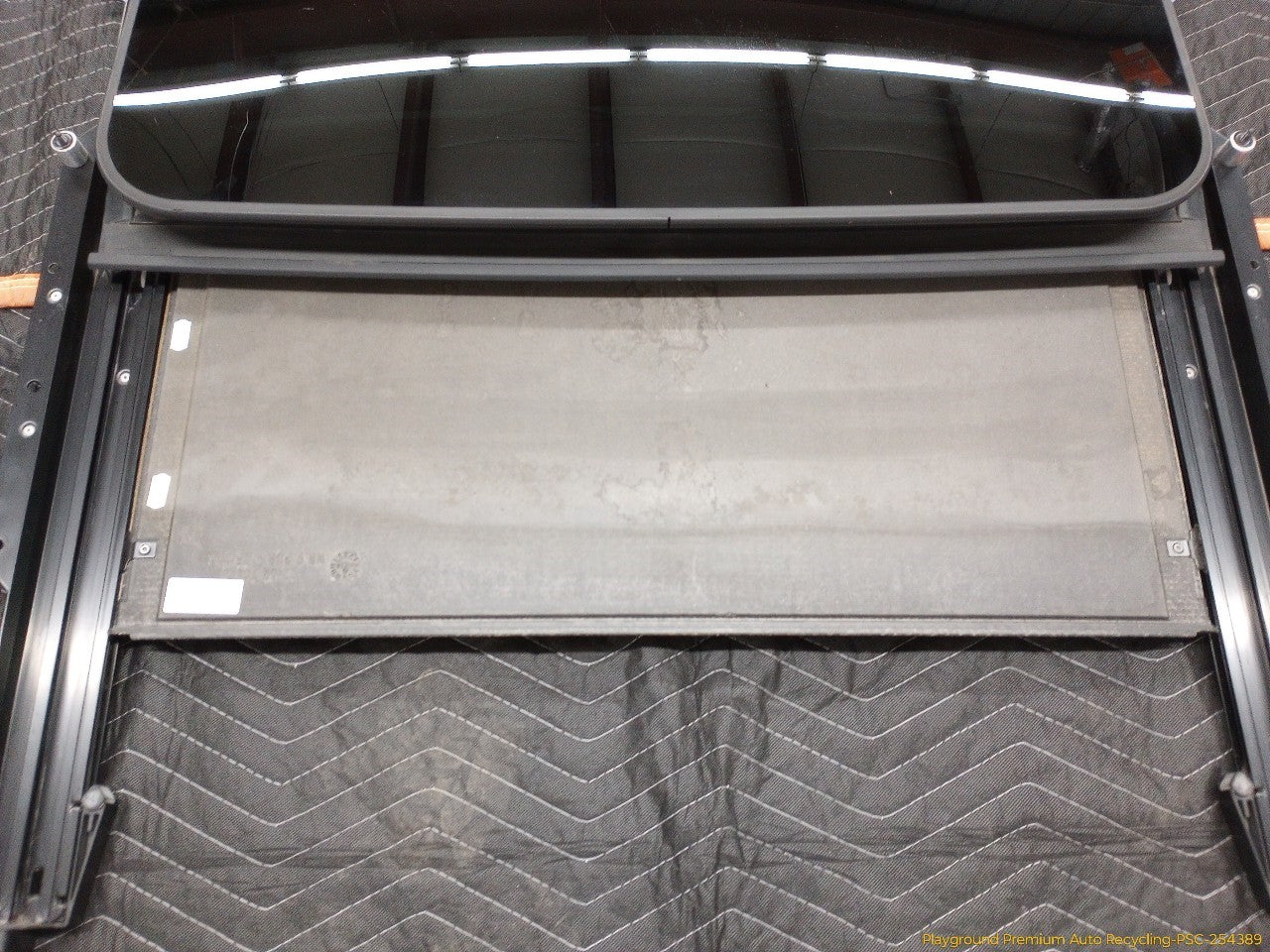 Volvo C30 Sunroof Panel Assembly