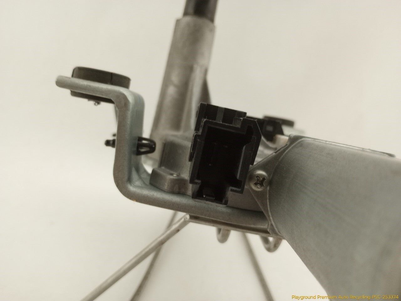 Land Rover LR3 Rear Wiper Motor