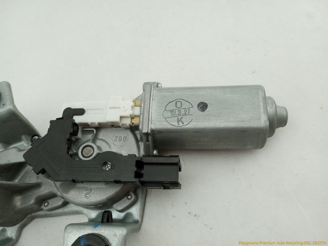 Land Rover LR3 Rear Wiper Motor