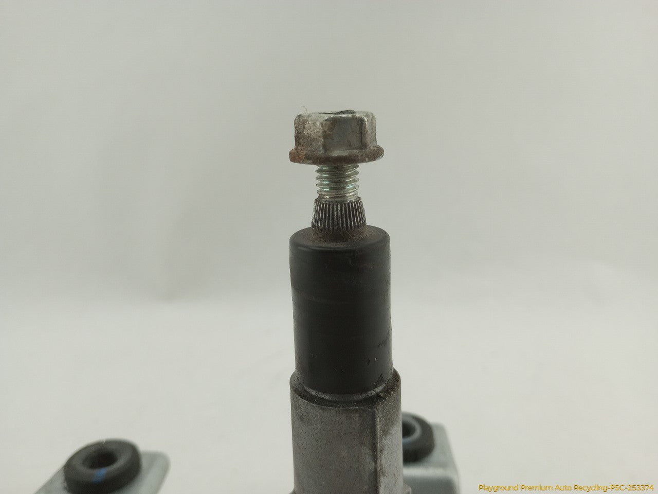 Land Rover LR3 Rear Wiper Motor