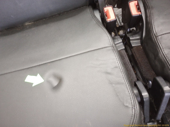 Land Rover LR3 Pair Of 3rd Row Seats