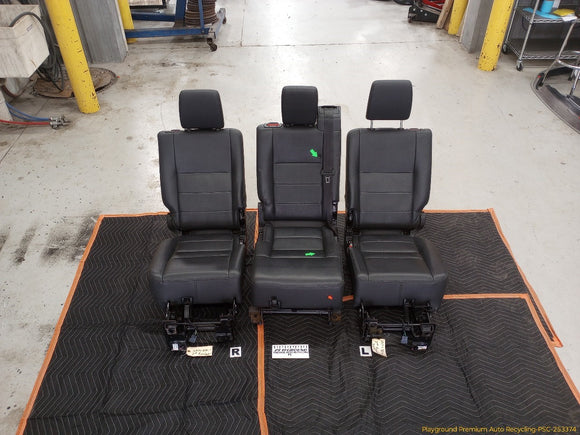 Land Rover LR3 Set Of 3 Rear Seats