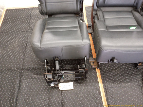 Land Rover LR3 Set Of 3 Rear Seats