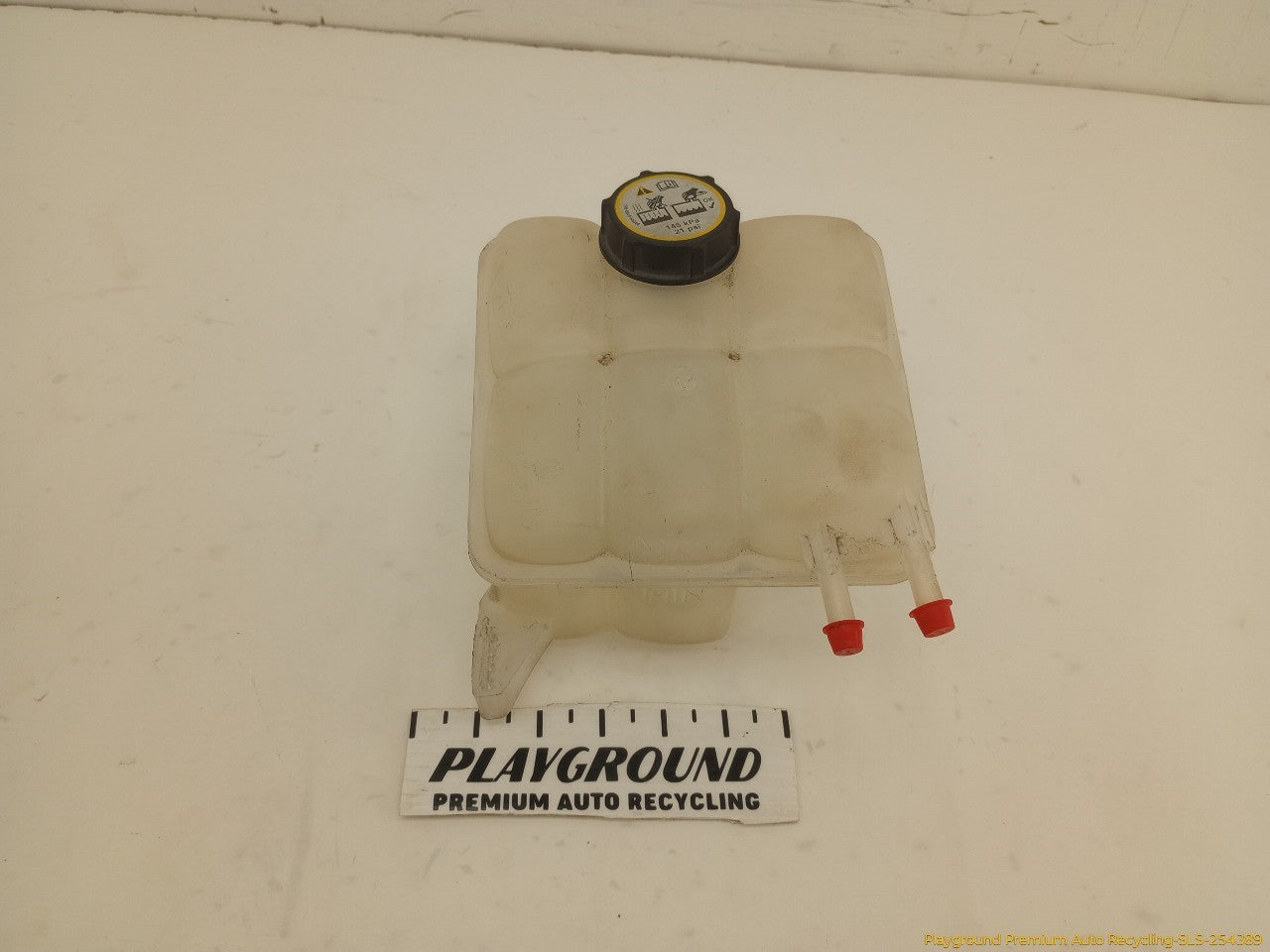 Volvo C30  Coolant Reservoir