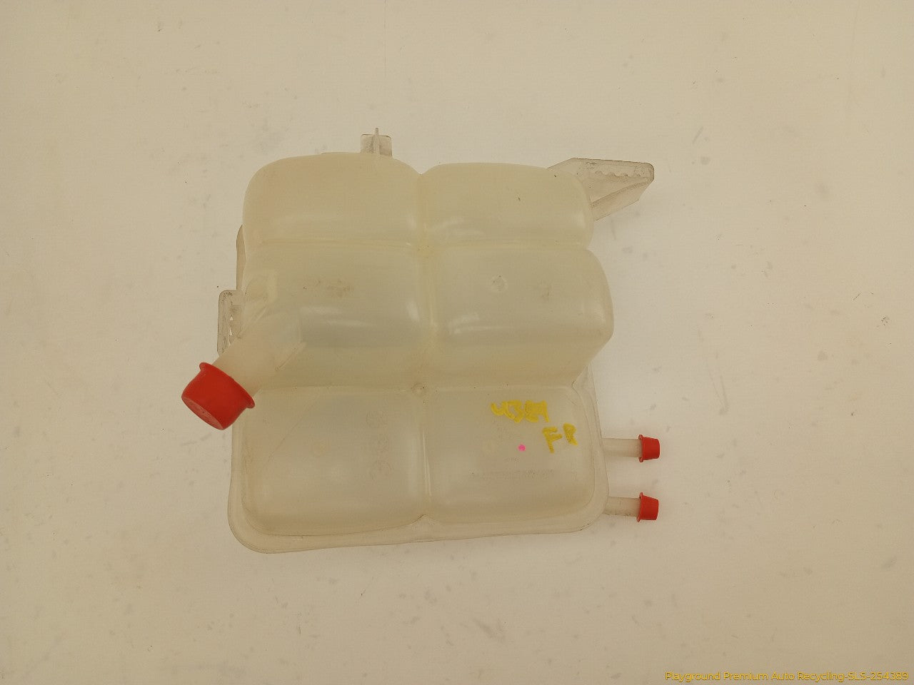 Volvo C30  Coolant Reservoir