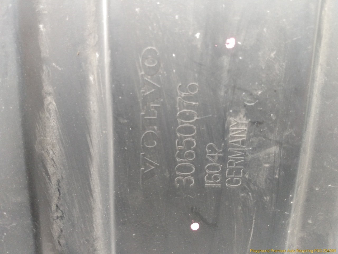 Volvo C30 Air Cleaner Housing Box