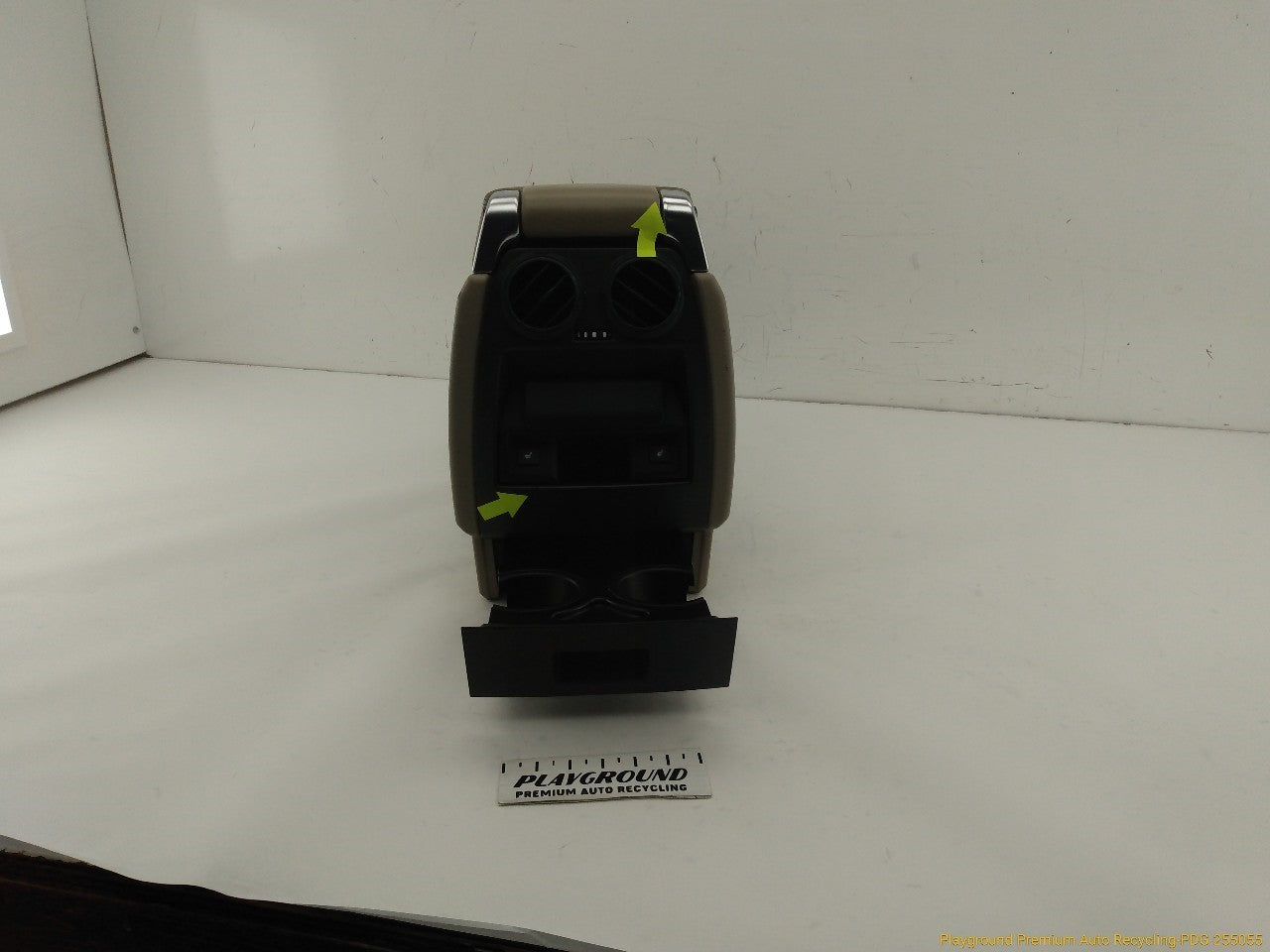 Land Rover LR4 Center Console Base