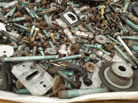 Audi TT Dismantling Hardware Fasteners Bolts & Nuts