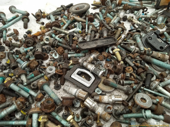 Audi TT Dismantling Hardware Fasteners Bolts & Nuts