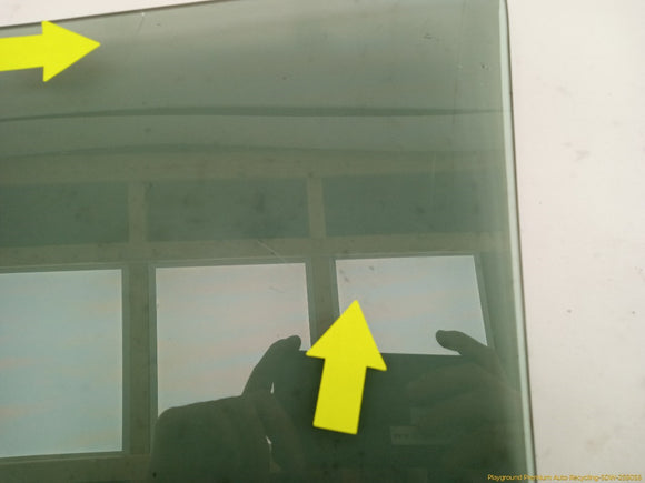 Land Rover LR3 Passenger Right Front Door Window Glass