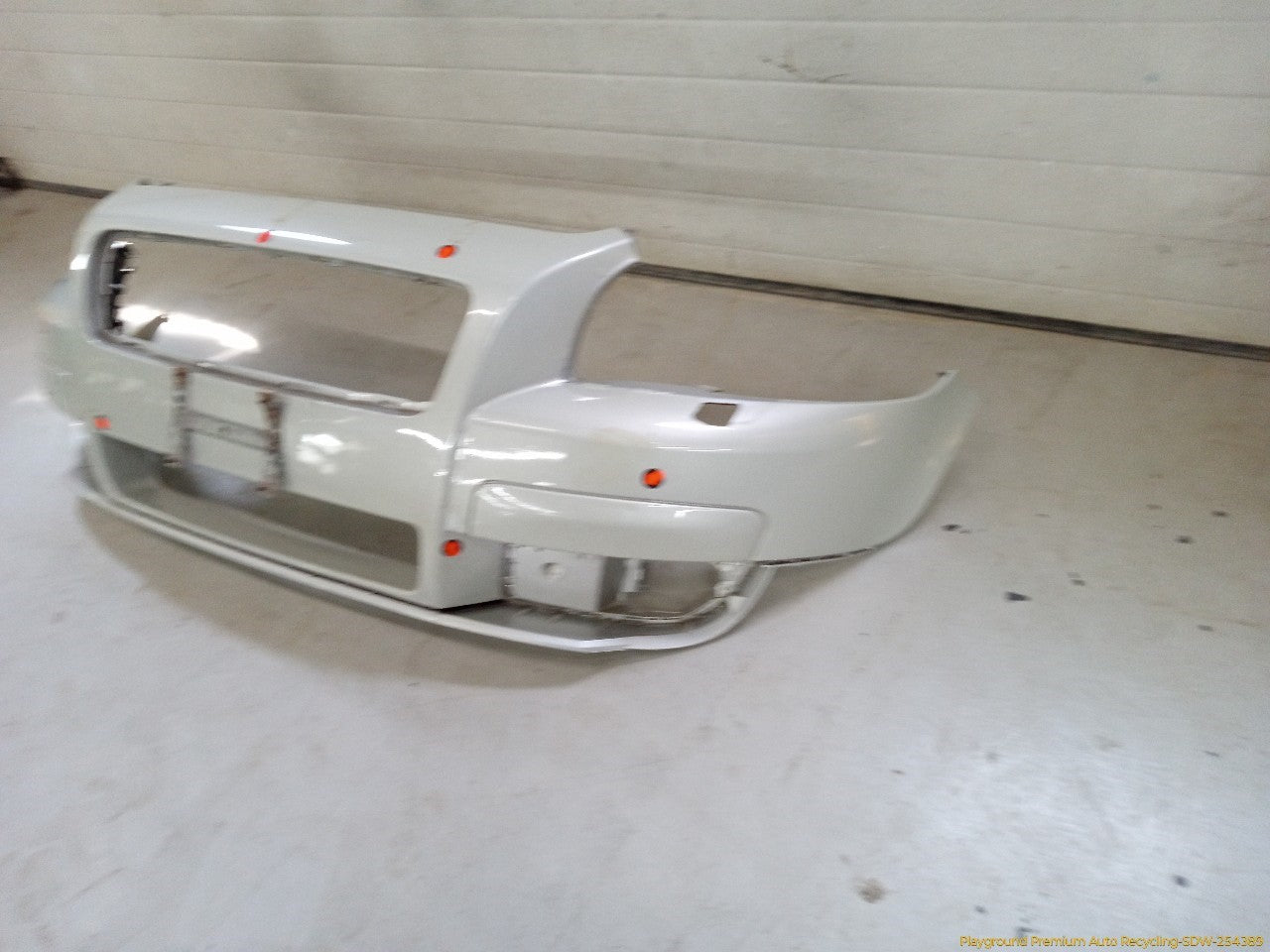 Volvo C30 Front Bumper Cover