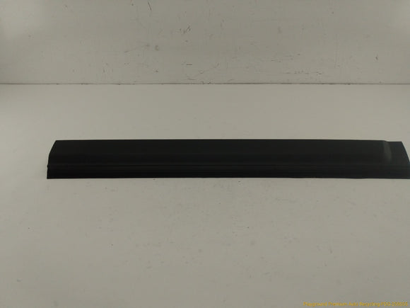 Land Rover LR4 Passenger Right Front Door Lower Molding