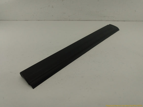 Land Rover LR4 Passenger Right Front Door Lower Molding