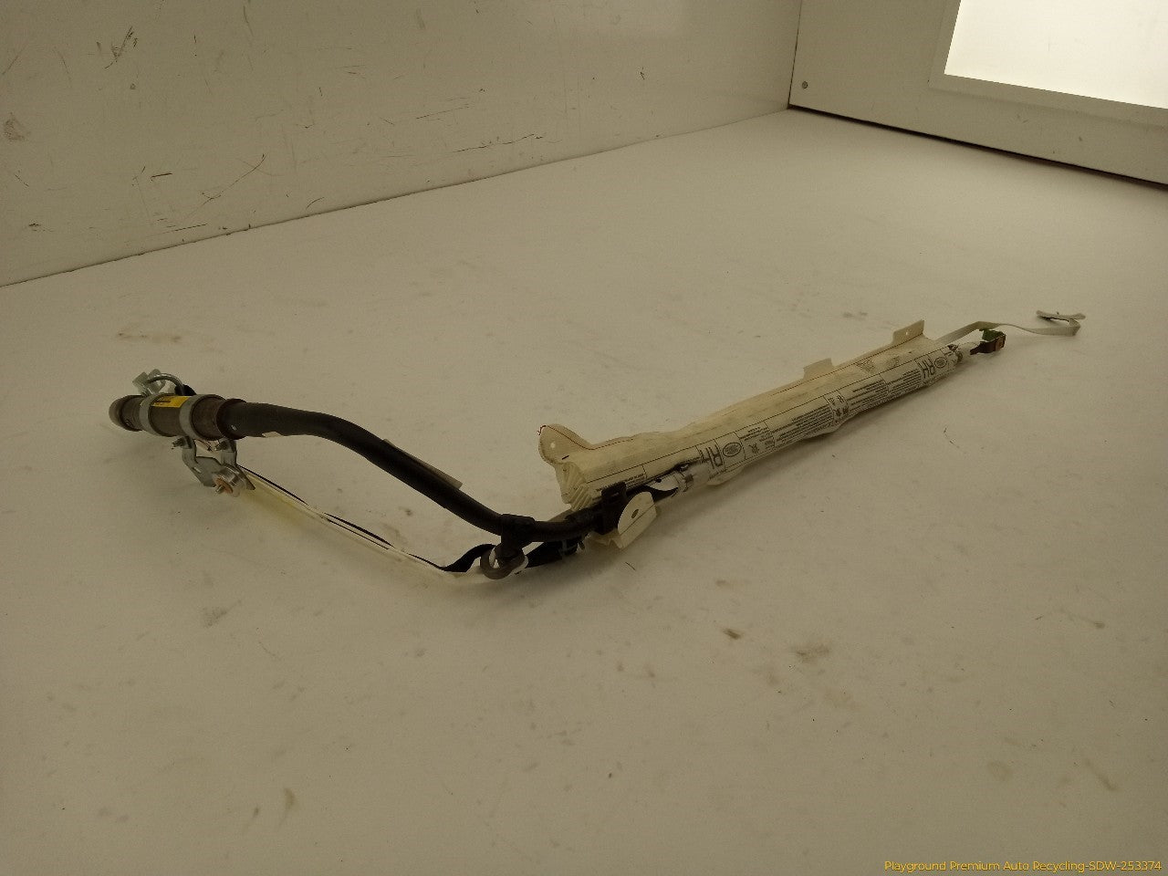 Land Rover LR3 Passenger Right Rear Side Curtain Airbag
