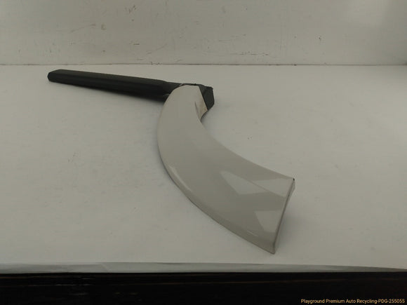 Land Rover LR4 Passenger Right Rear Fender Flare & Door Molding