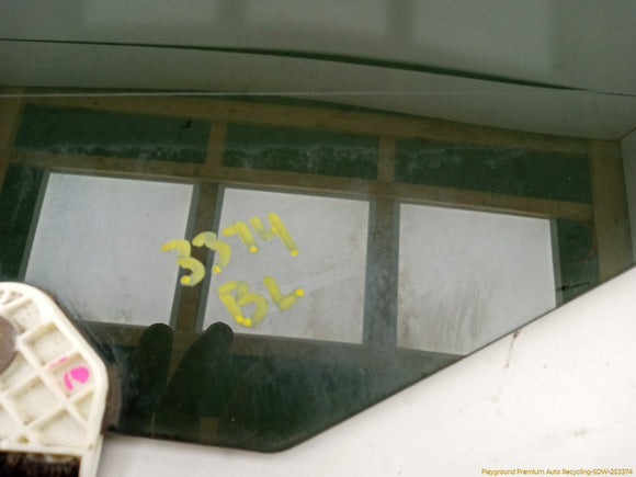 Land Rover LR3 Driver Left Rear Door Window Glass