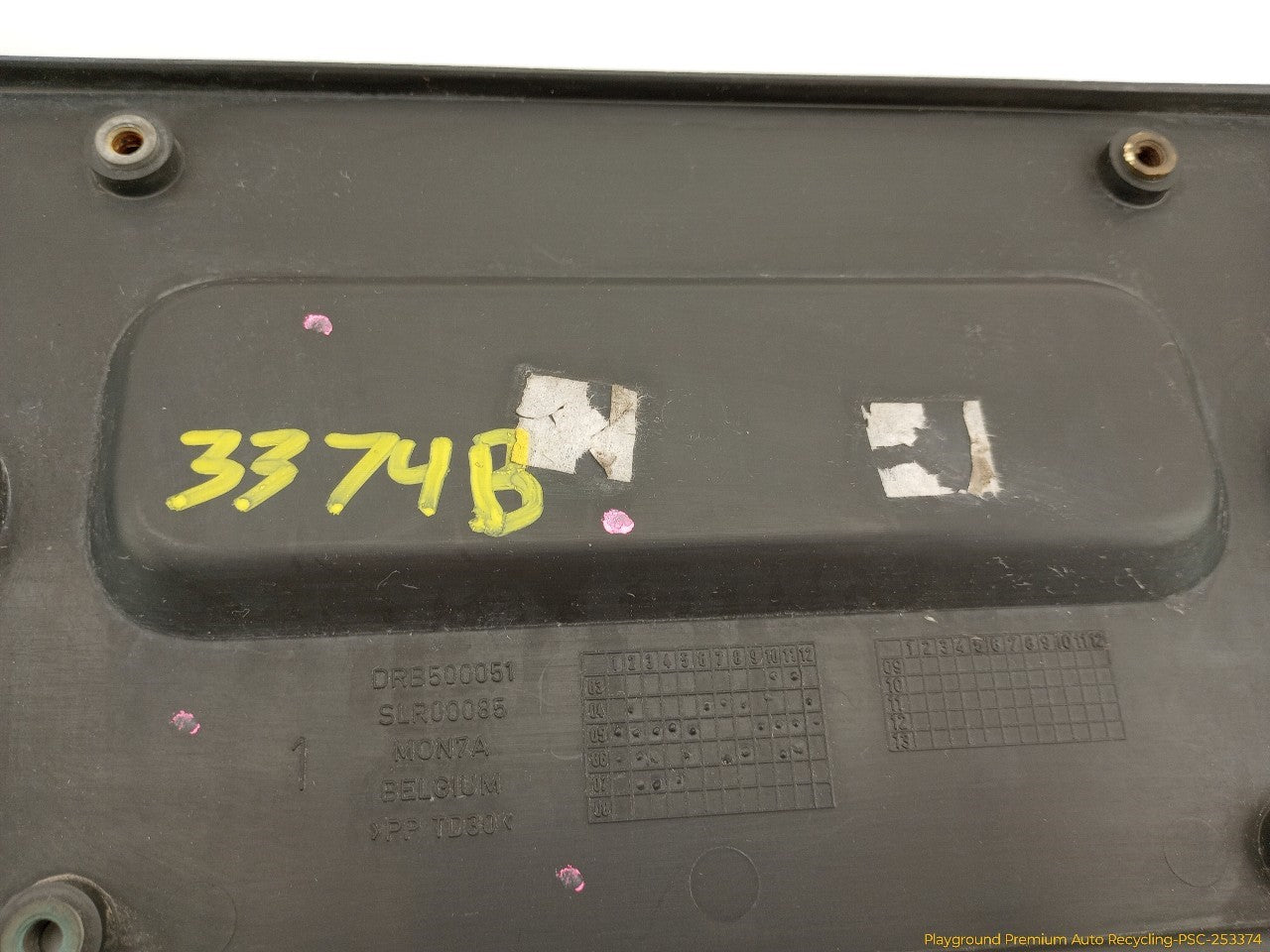 Land Rover LR3 Rear License Plate Holder