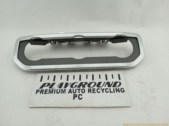 Land Rover LR4 Radio Switch Trim Bezel